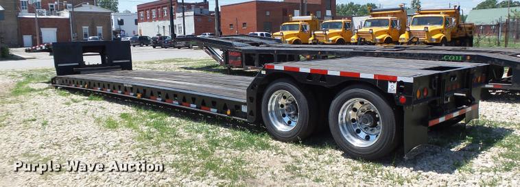 image for item DB1356 1995 Trail King TK70MG-482 lowboy equipment trailer