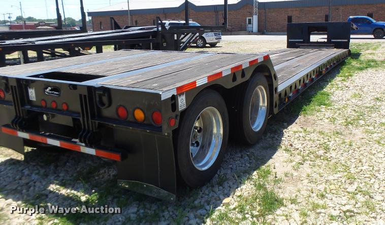 image for item DB1356 1995 Trail King TK70MG-482 lowboy equipment trailer