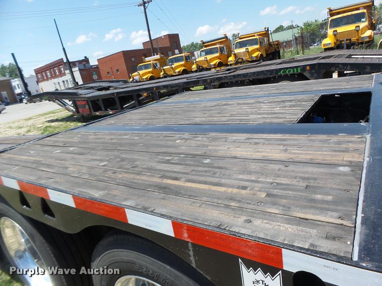 image for item DB1356 1995 Trail King TK70MG-482 lowboy equipment trailer