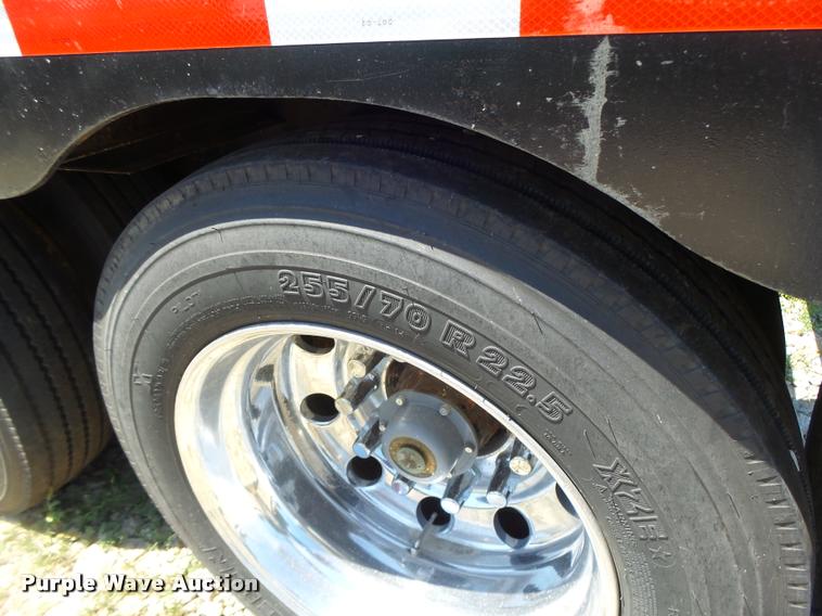 image for item DB1356 1995 Trail King TK70MG-482 lowboy equipment trailer