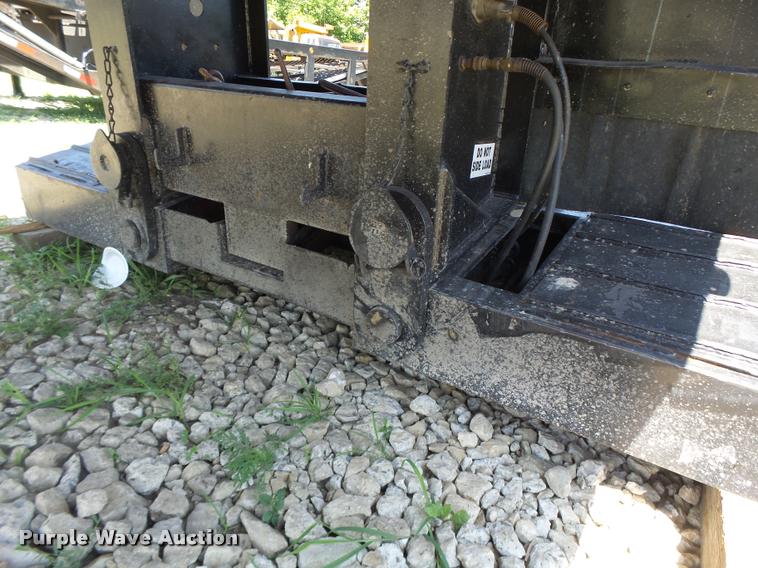 image for item DB1356 1995 Trail King TK70MG-482 lowboy equipment trailer