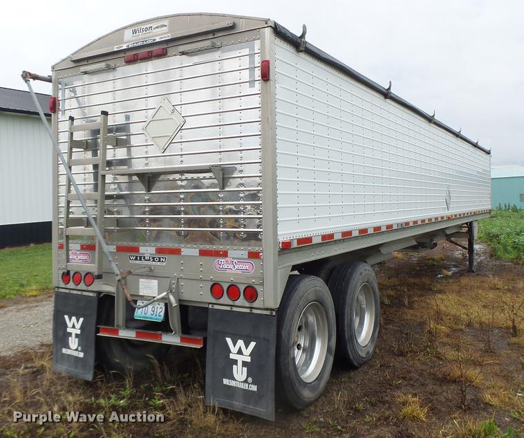 image for item DB1364 2006 Wilson DWH-500 double hopper grain trailer
