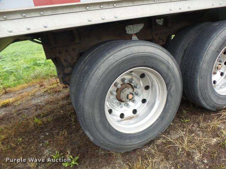 image for item DB1364 2006 Wilson DWH-500 double hopper grain trailer
