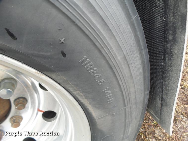 image for item DB1364 2006 Wilson DWH-500 double hopper grain trailer