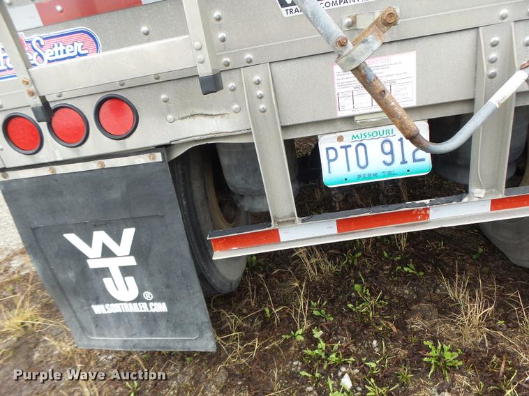 image for item DB1364 2006 Wilson DWH-500 double hopper grain trailer