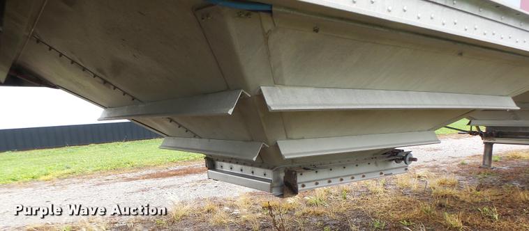 image for item DB1364 2006 Wilson DWH-500 double hopper grain trailer