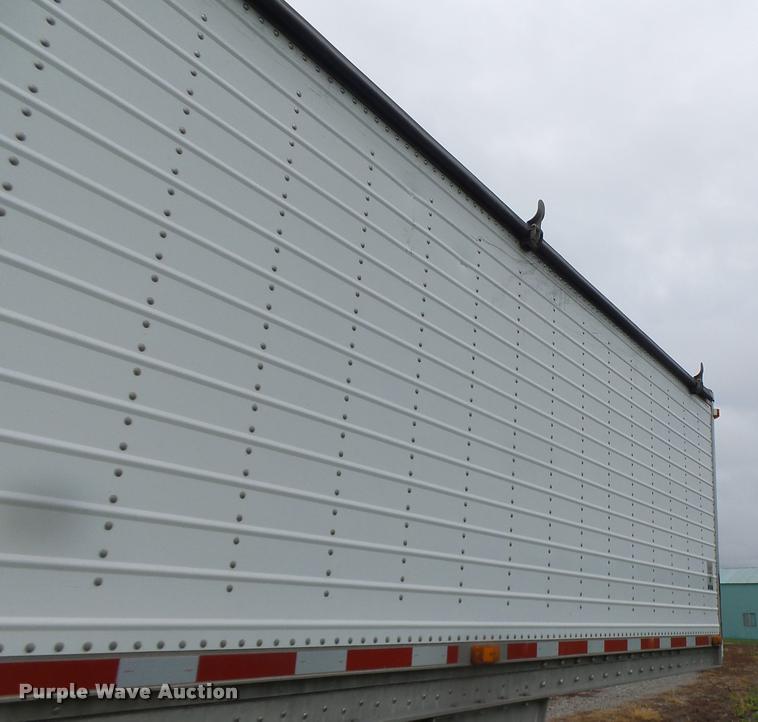 image for item DB1364 2006 Wilson DWH-500 double hopper grain trailer