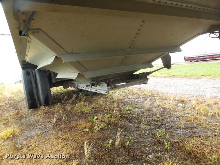 image for item DB1364 2006 Wilson DWH-500 double hopper grain trailer