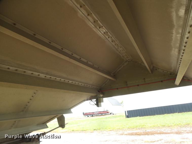 image for item DB1364 2006 Wilson DWH-500 double hopper grain trailer