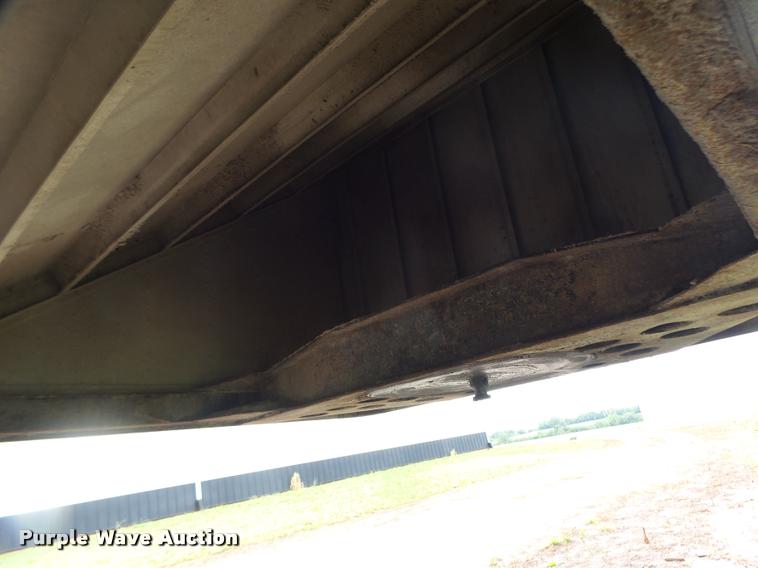 image for item DB1364 2006 Wilson DWH-500 double hopper grain trailer