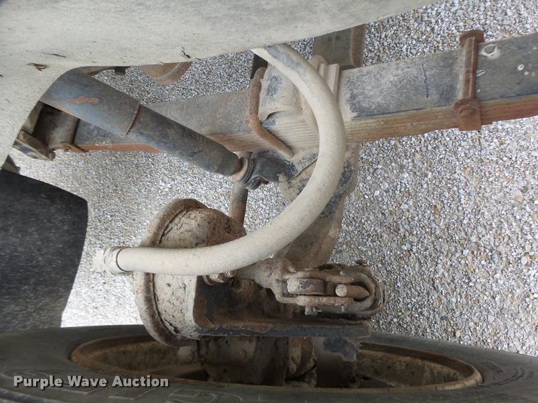 image for item DB1380 1993 International 2574 semi truck