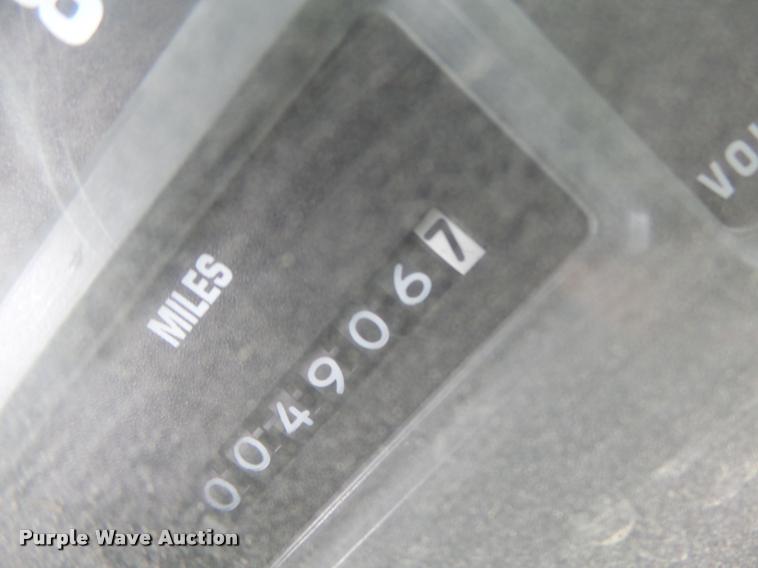 image for item DB1380 1993 International 2574 semi truck