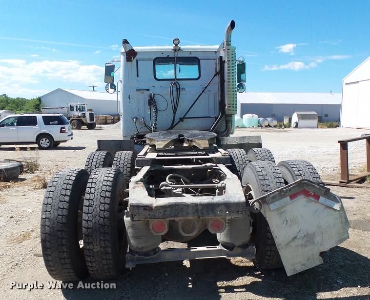 image for item DB5780 1998 Volvo WCA semi truck