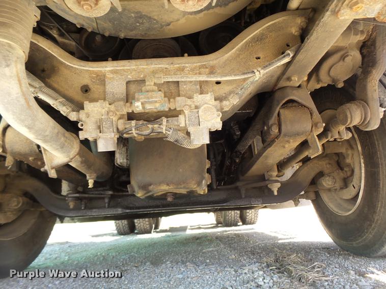 image for item DB5780 1998 Volvo WCA semi truck