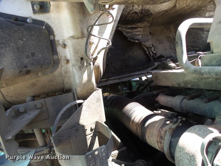 image for item DB5780 1998 Volvo WCA semi truck