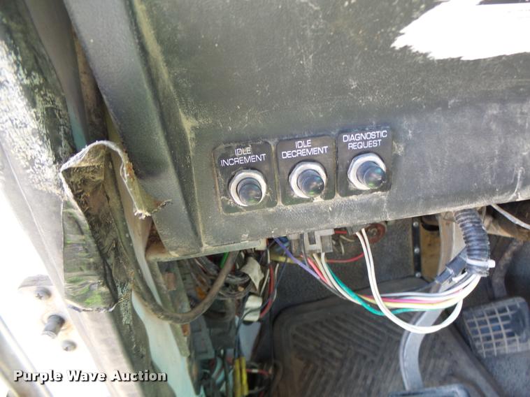 image for item DB5780 1998 Volvo WCA semi truck