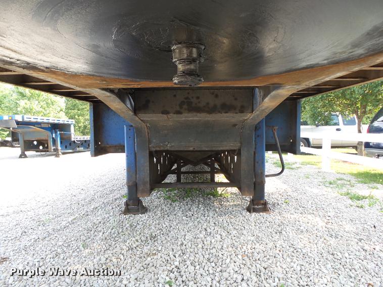 image for item DB7468 2004 Doonan drop deck trailer