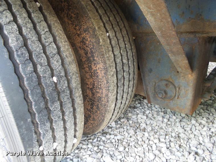 image for item DB7468 2004 Doonan drop deck trailer