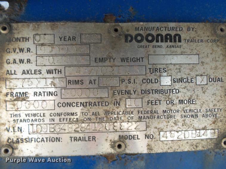 image for item DB7468 2004 Doonan drop deck trailer