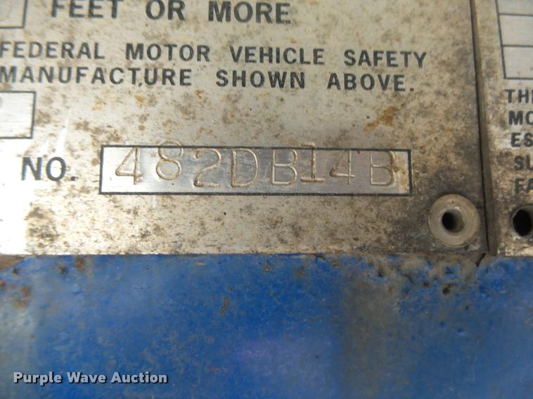 image for item DB7468 2004 Doonan drop deck trailer