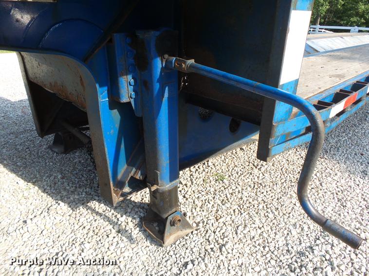 image for item DB7469 2002 Doonan drop deck trailer