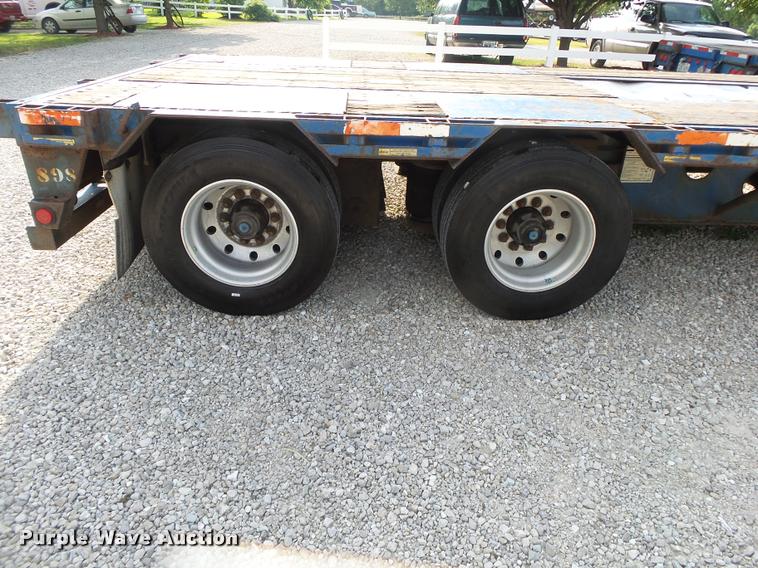 image for item DB7469 2002 Doonan drop deck trailer