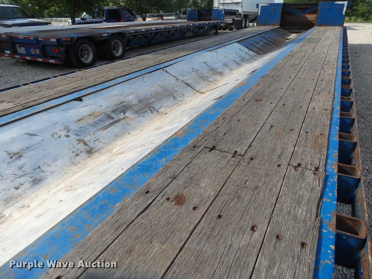 image for item DB7469 2002 Doonan drop deck trailer