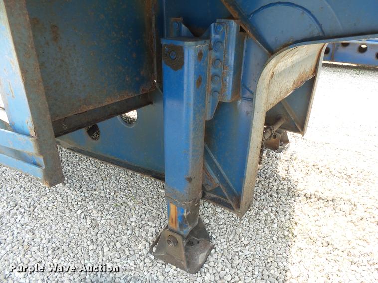 image for item DB7469 2002 Doonan drop deck trailer