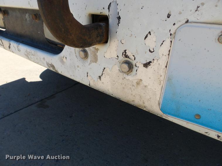 image for item K3266 1997 International 9200 semi truck