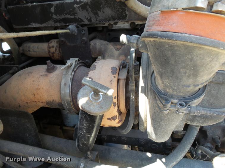 image for item K3266 1997 International 9200 semi truck