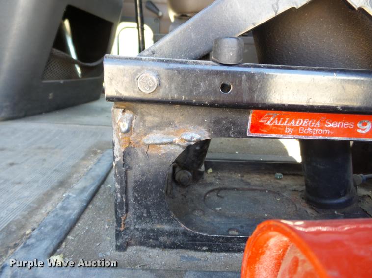 image for item K3266 1997 International 9200 semi truck