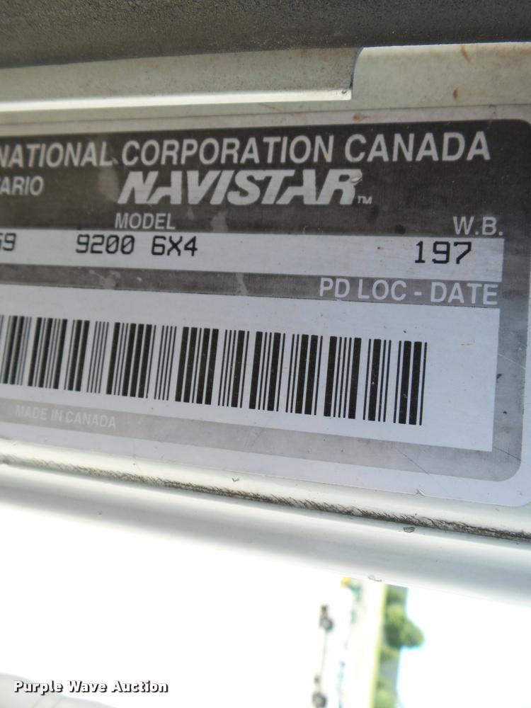 image for item K3266 1997 International 9200 semi truck