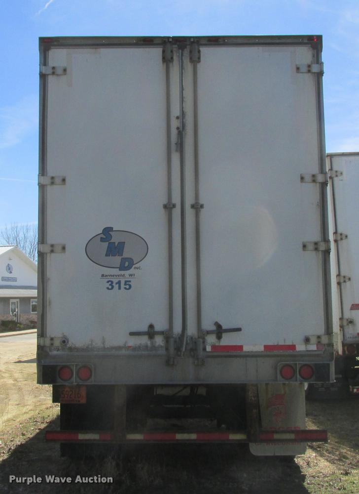 image for item K6153 2006 Utility dry van trailer