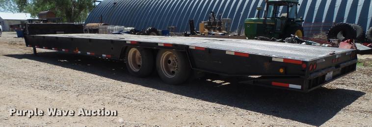 image for item L1532 2001 Trail King TK70HT-482 equipment trailer