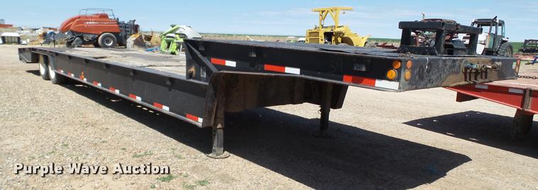 image for item L1532 2001 Trail King TK70HT-482 equipment trailer