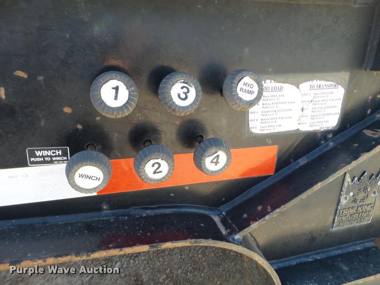 image for item L1532 2001 Trail King TK70HT-482 equipment trailer