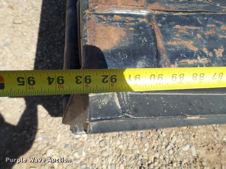 image for item L1532 2001 Trail King TK70HT-482 equipment trailer