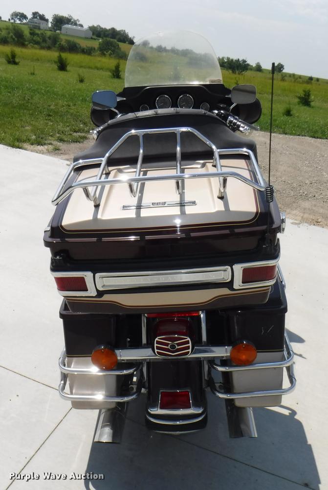 image for item BY9770 1998 Harley Davidson Ultra Classic Electra Glide Touring motorcycle