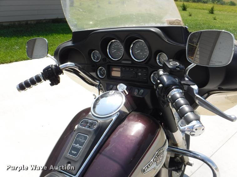 image for item BY9770 1998 Harley Davidson Ultra Classic Electra Glide Touring motorcycle