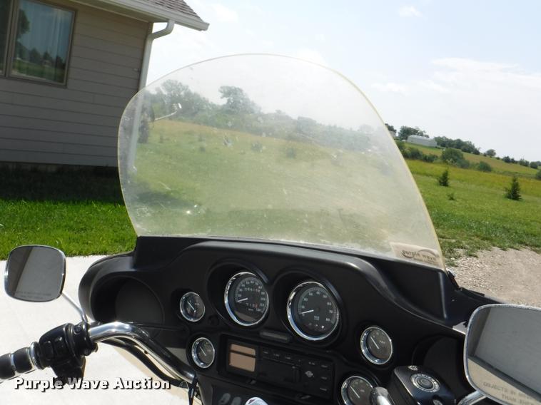image for item BY9770 1998 Harley Davidson Ultra Classic Electra Glide Touring motorcycle