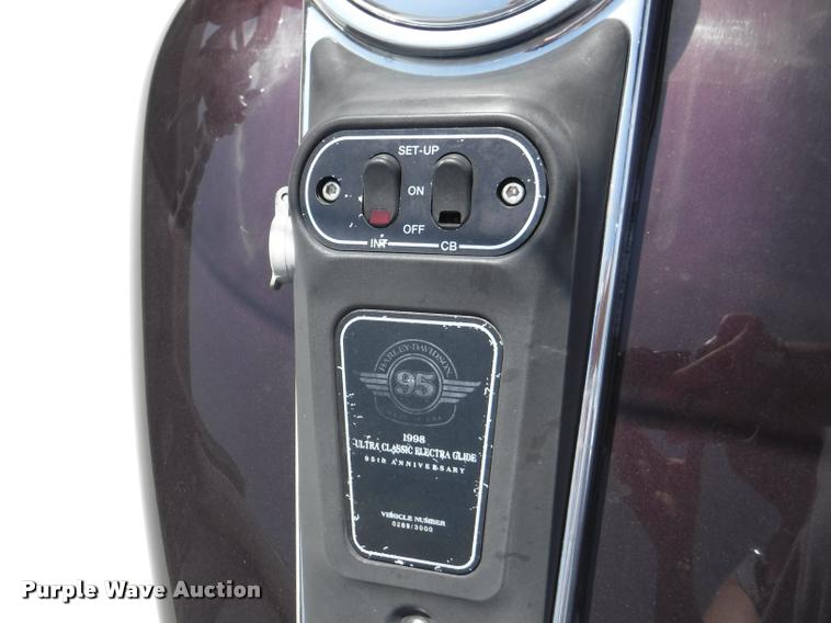 image for item BY9770 1998 Harley Davidson Ultra Classic Electra Glide Touring motorcycle