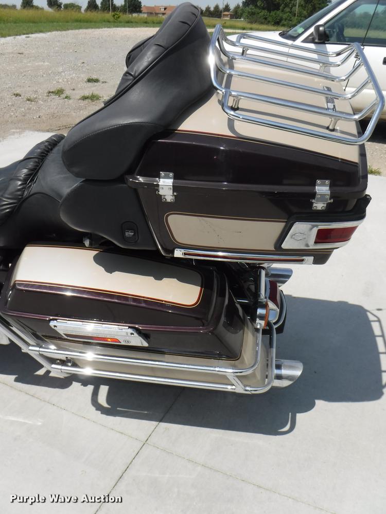 image for item BY9770 1998 Harley Davidson Ultra Classic Electra Glide Touring motorcycle