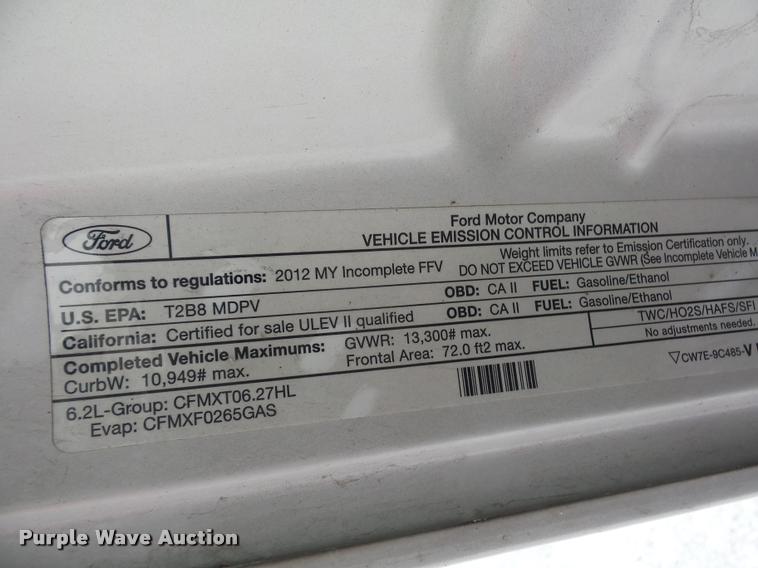 image for item CA9066 2011 Ford F350 Super Duty SuperCab cab and chassis pickup truck