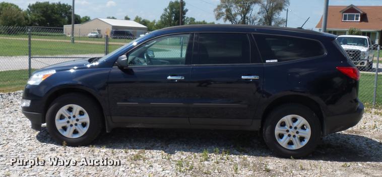 image for item CA9067 2011 Chevrolet Traverse LS SUV