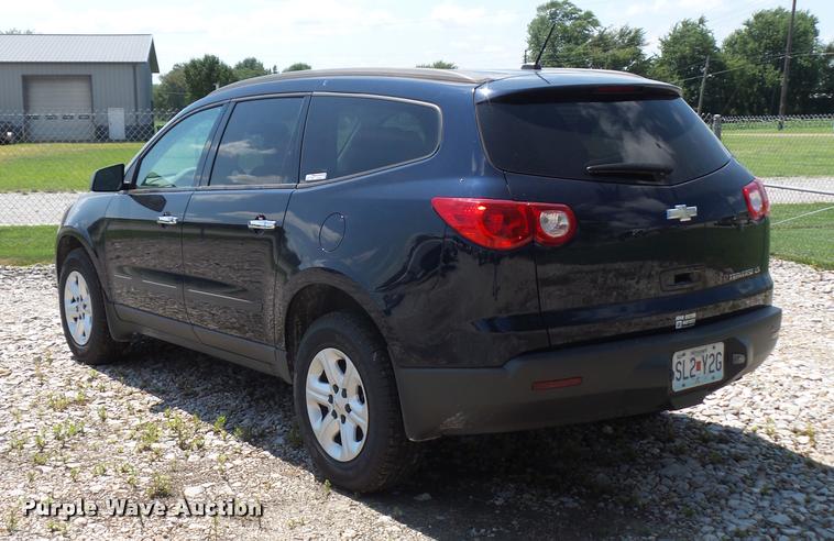 image for item CA9067 2011 Chevrolet Traverse LS SUV
