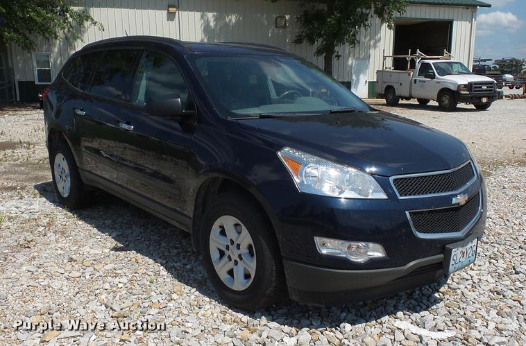 image for item CA9067 2011 Chevrolet Traverse LS SUV