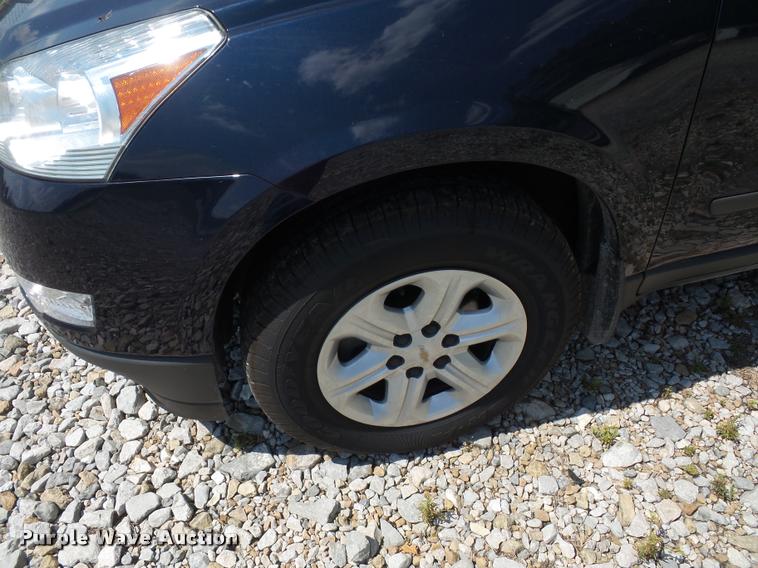 image for item CA9067 2011 Chevrolet Traverse LS SUV