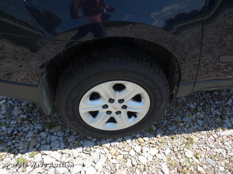 image for item CA9067 2011 Chevrolet Traverse LS SUV