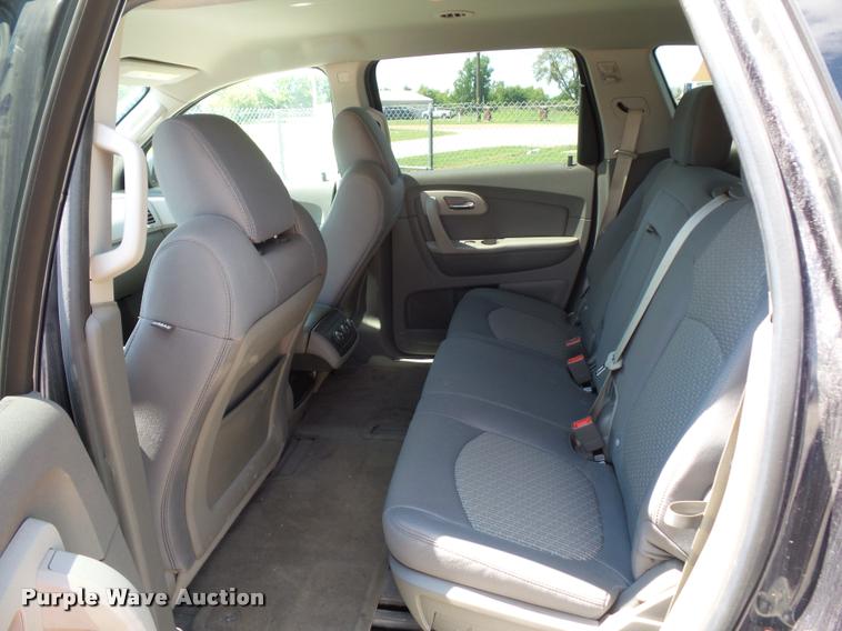 image for item CA9067 2011 Chevrolet Traverse LS SUV