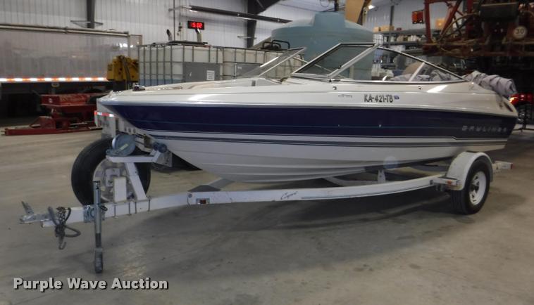 image for item CA9744 1994 Bayliner Caprice 1850LS boat